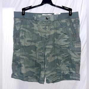 NWT! Cami cargo pants
